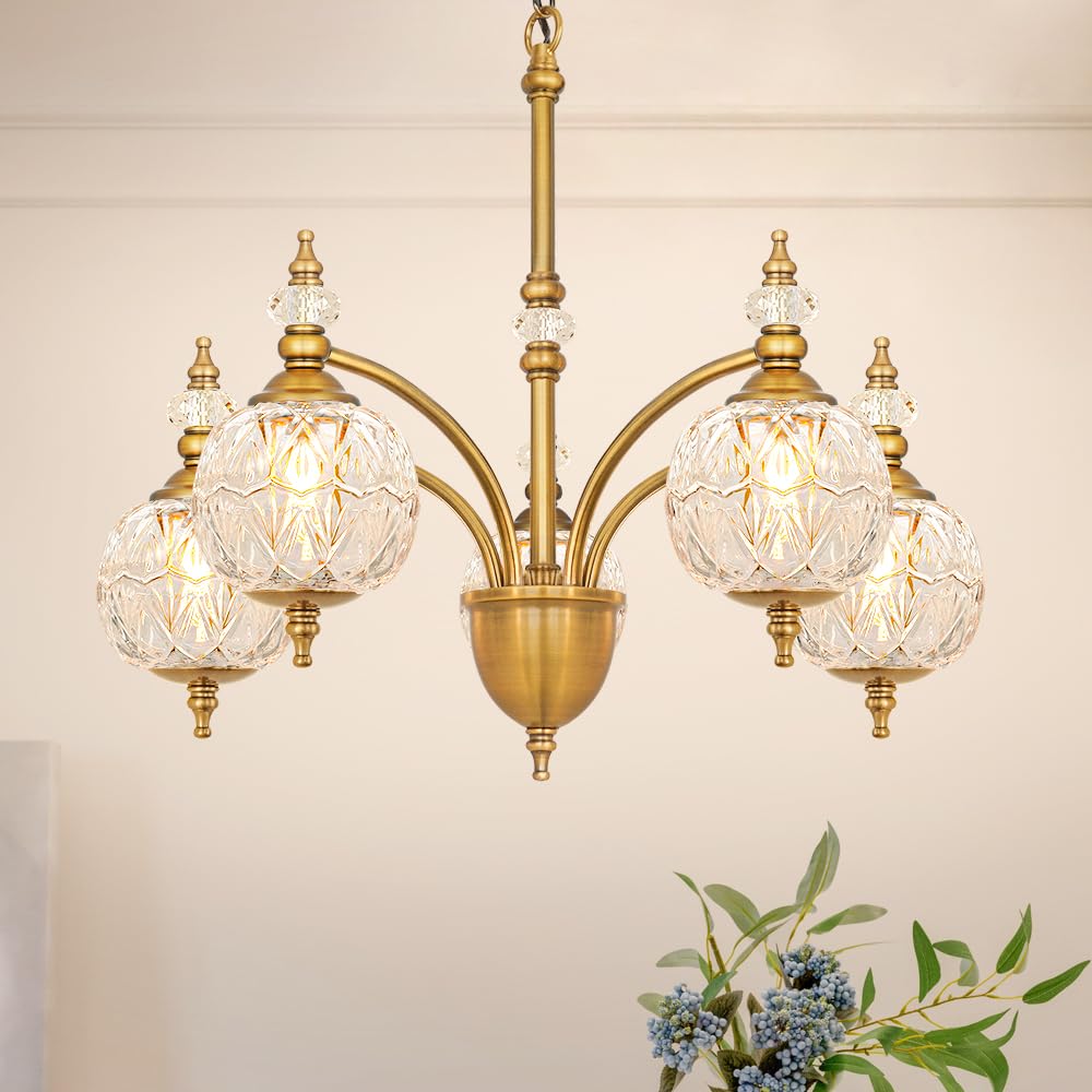 Vintage 5 Light Chandelier, Brass Dining Room Light Fixtures Over Table, Farmhouse Glass Chandelier Ceiling Light Fixture for Kitchen, Dinning, Foyer, Bathroom, Living Room