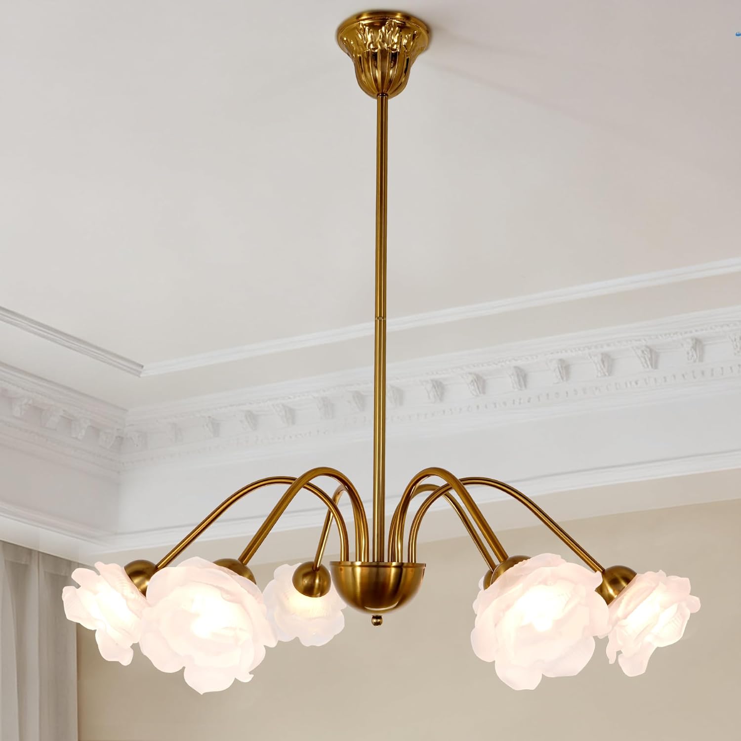 Fandian 6-Light Vintage Chandeliers in Matte Brass Finish with Glass Shades, Retro Flower Petal Chandelier Light for Dining Room, Hallway, Kitchen